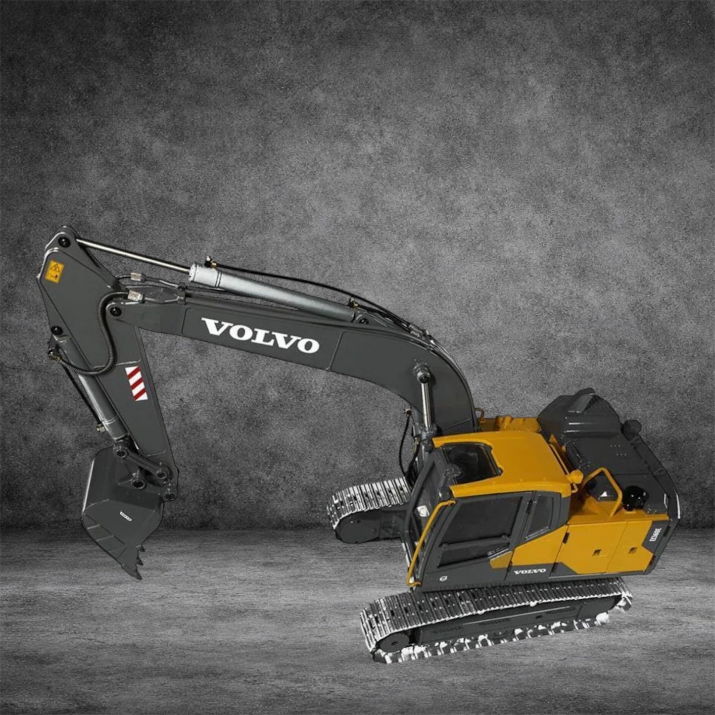 VOLVO RC Hydraulic Excavator E111-001 | Premium Remote Control Volvo Hydraulic Excavator Model